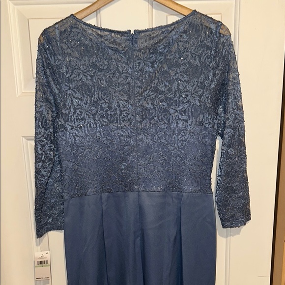 SLNY Blue Ruched Embellished Long Sleeve Gown - Picture 9 of 9